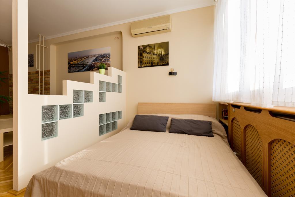 East Station Studios - Baross Home 1 & 2 Budapest Bagian luar foto