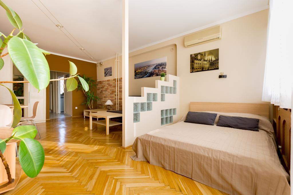East Station Studios - Baross Home 1 & 2 Budapest Bagian luar foto