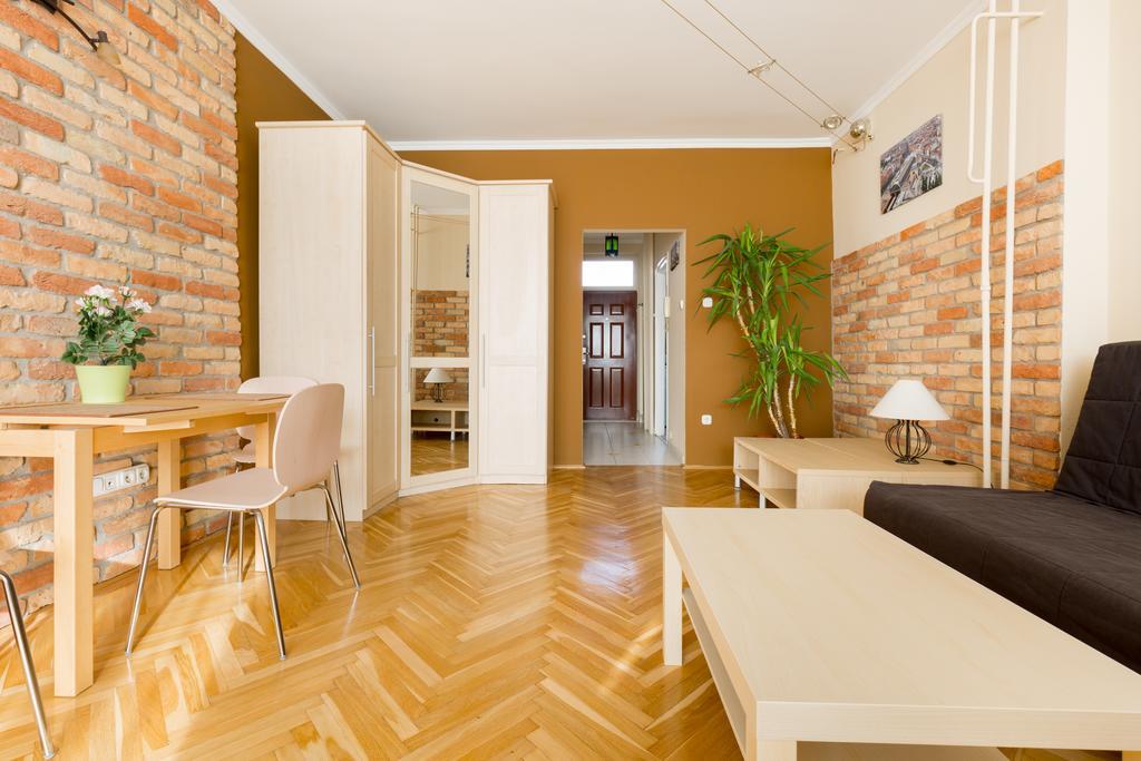 East Station Studios - Baross Home 1 & 2 Budapest Bagian luar foto