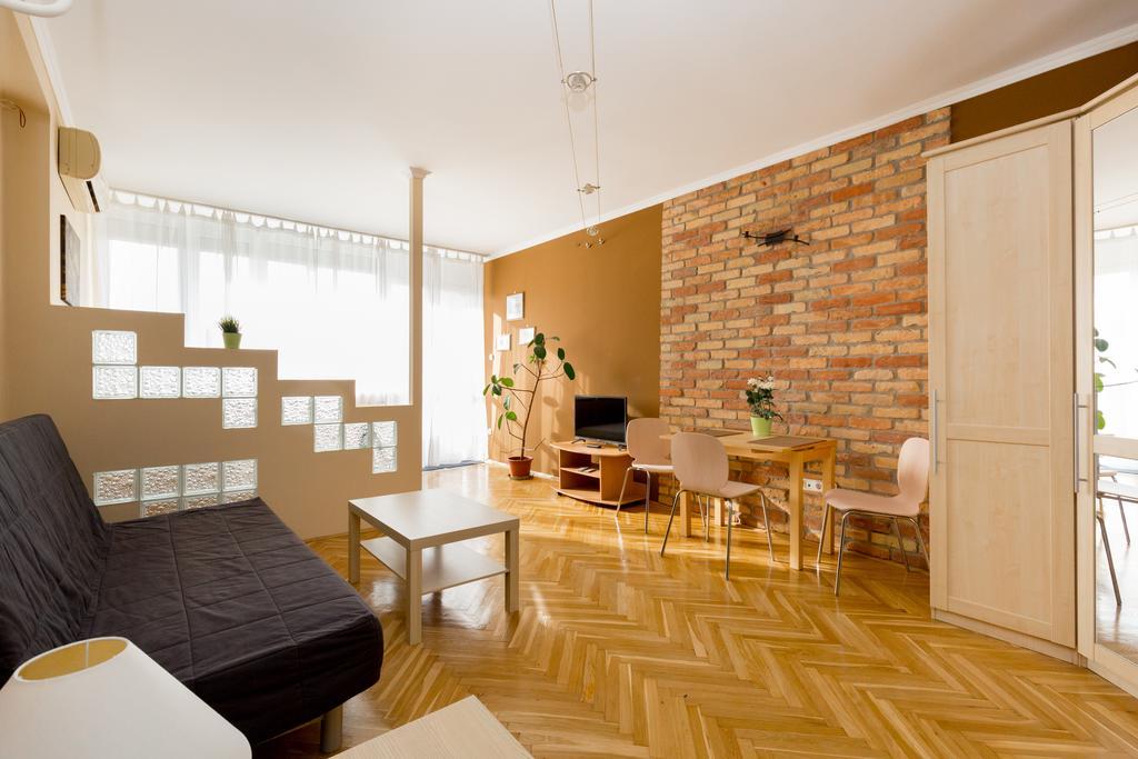 East Station Studios - Baross Home 1 & 2 Budapest Bagian luar foto