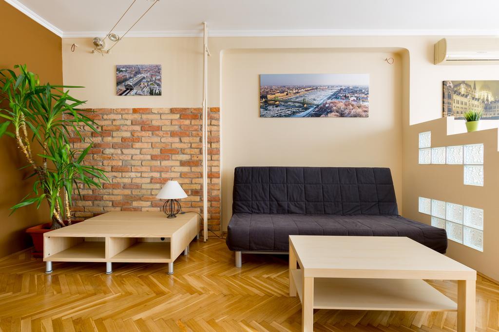 East Station Studios - Baross Home 1 & 2 Budapest Bagian luar foto