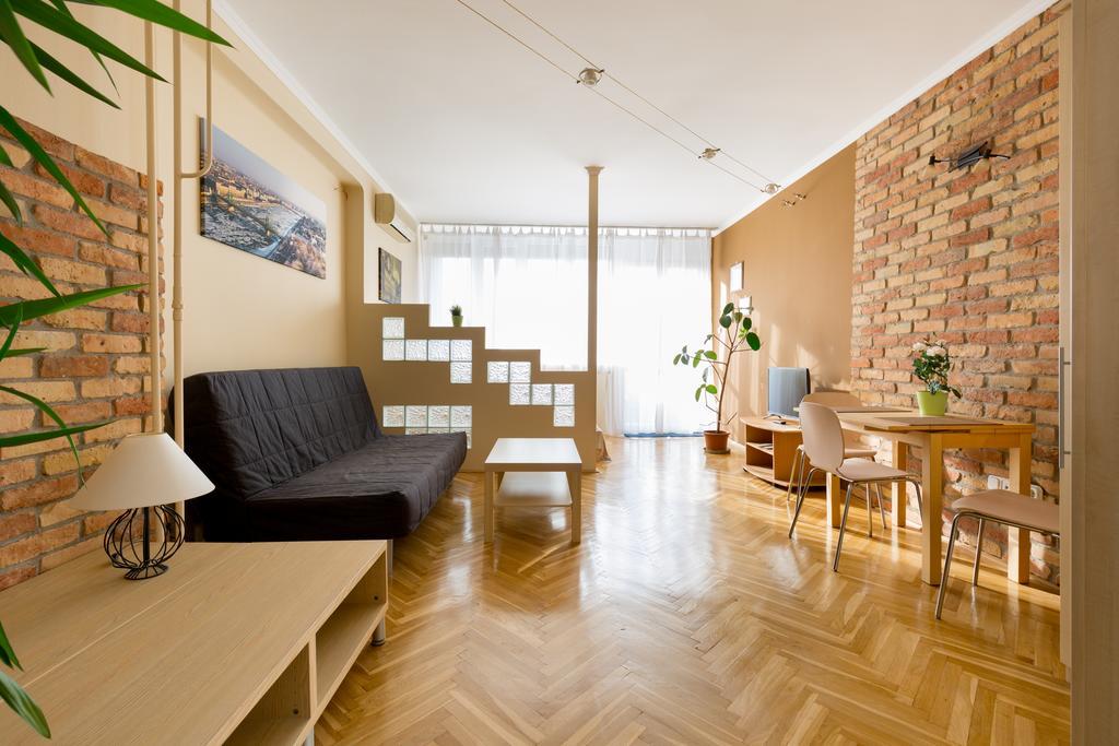 East Station Studios - Baross Home 1 & 2 Budapest Bagian luar foto